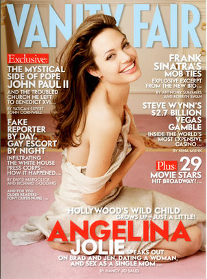 Angelina Jolie a pozat sexy! (8)