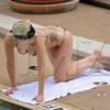 Lady Gaga la piscina! (5)